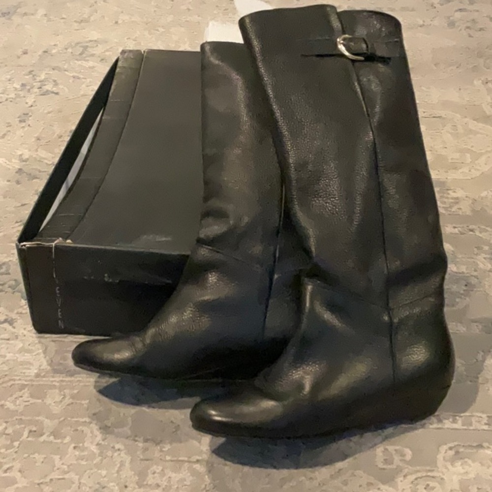 Intyce Black Boots